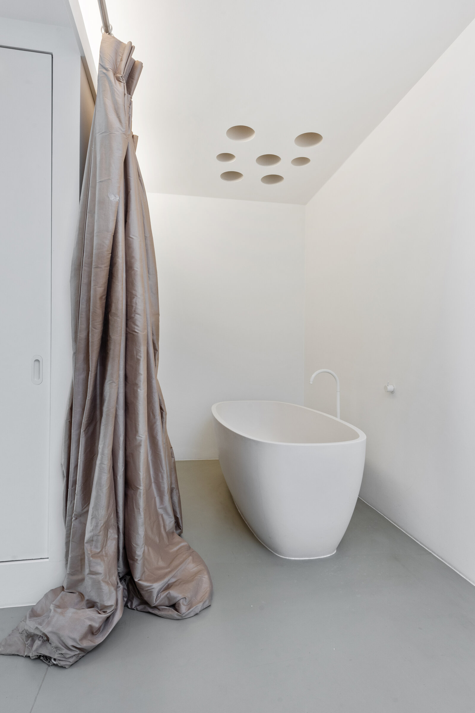 Mansfield — image 4